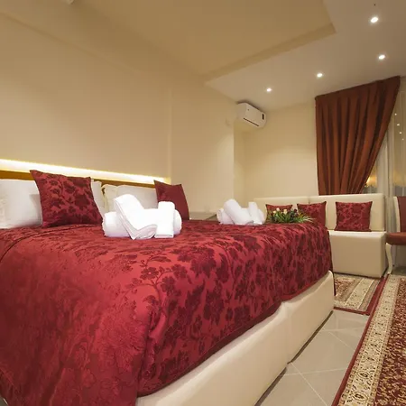 Tako - Hotell Tirana