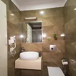 Tako - Hotel Tirana