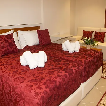 Tako - Hotel *