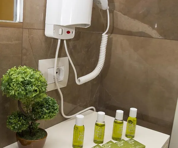 Tako - Szálloda Tirana